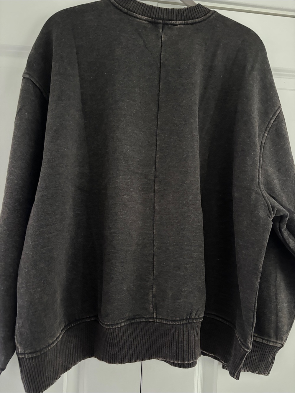 Zenana Vintage-Inspired Washed Black Crewneck Sweater S/M - Picture 3 of 4